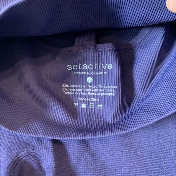 Set  Active Purple Sculptflex Ribbed Workout Bra - Picture 3 of 5